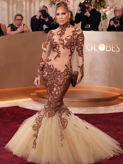 JENNIFER LOPEZ