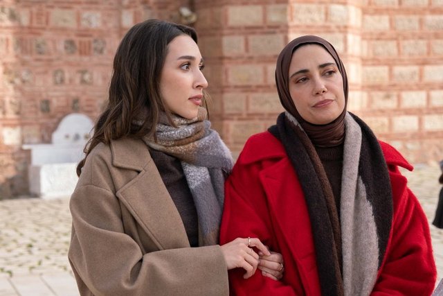 Kızılcık Şerbeti 121. Bölüm Fotoğrafları