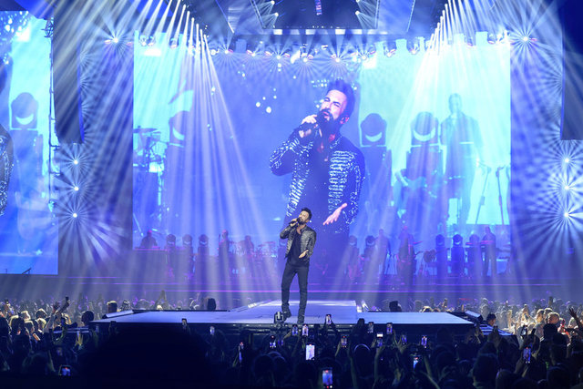 TARKAN 