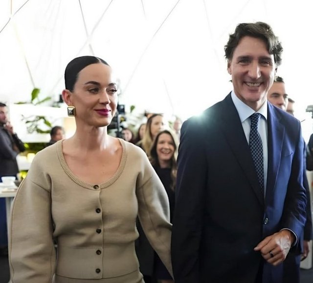 KATY PERRY, JUSTIN TRUDEAU