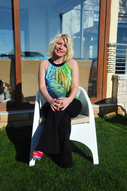 SUZAN ŞEN