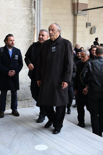 ANADOLU GRUBU YÖNETİM KURULU BAŞKANI TUNCAY ÖZİLHAN, YAZICI AİLESİ'Nİ ACI GÜNLERİNDE YALNIZ BIRAKMADI.