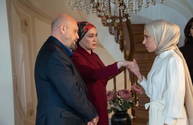 Kızılcık Şerbeti 127. Bölüm Fotoğrafları