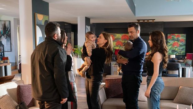 Kızılcık Şerbeti 127. Bölüm Fotoğrafları