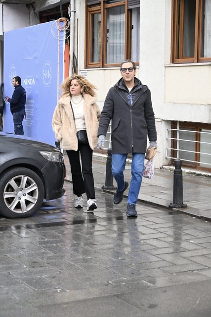 RAİF DİNÇKÖK, SİM AKDAMAR
