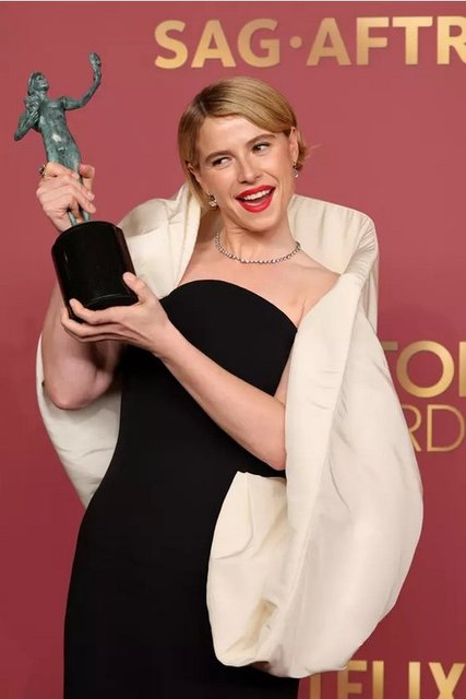 JESSIE BUCKLEY