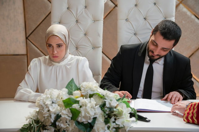 Kızılcık Şerbeti 128. Bölüm Fotoğrafları