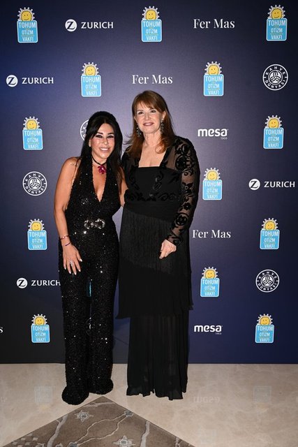 SUZAN SABANCI, MİNE NARİN