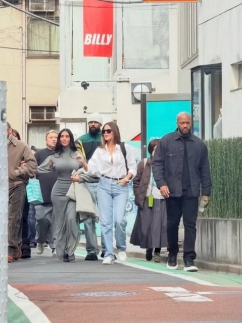 KIM KARDASHIAN, LEWIS HAMILTON