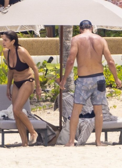 CINDY CRAWFORD, RANDE GERBER -  