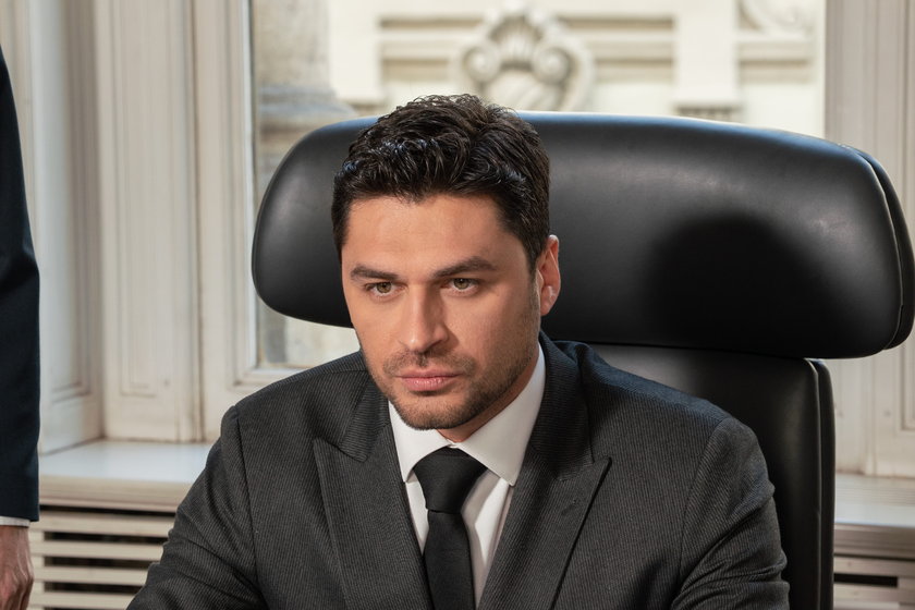 &Ouml;mer&rsquo;den yediği dayağın intikamını almak isteyen Yağız, &Ouml;mer&rsquo;i ka&ccedil;ırtır.