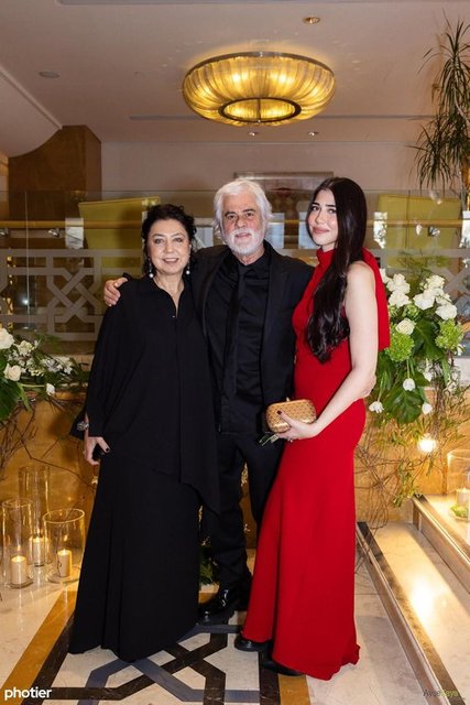 ALYA, AHMET-AYŞEGÜL HOTİÇ