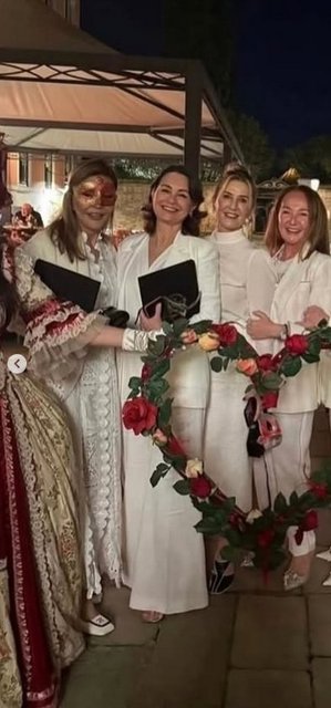 FERYAL GÜLMAN, BERNA ÇEBİ,NEŞE GÖNÜL