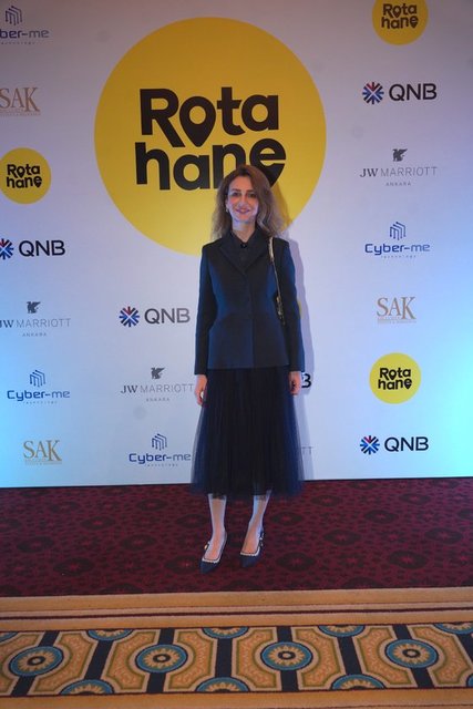 BEYZA UYANOĞLU 
