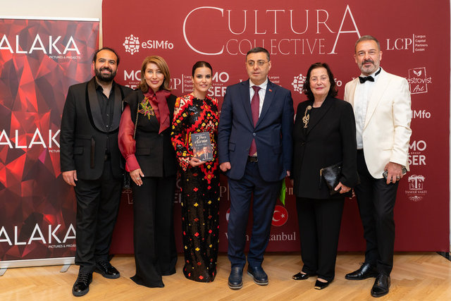 UĞUR ÇAKMAK, NİGAR HELMİ, SERKAN BAYRAM, MURAT AYGEN, MONİK İPEKEL