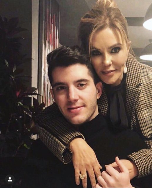ASLAN KEMAL, FERYAL GÜLMAN