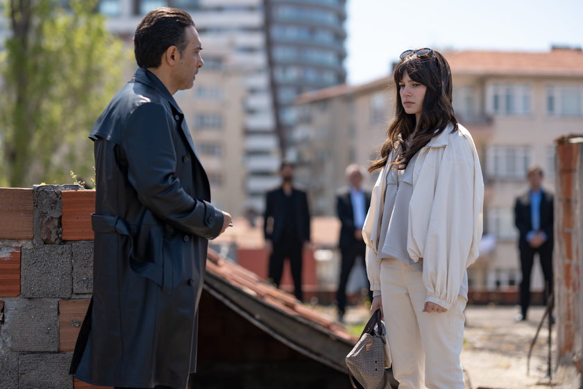 Delikanlı yeni bölümüyle Pazartesi 20.00'de Show TV'de.