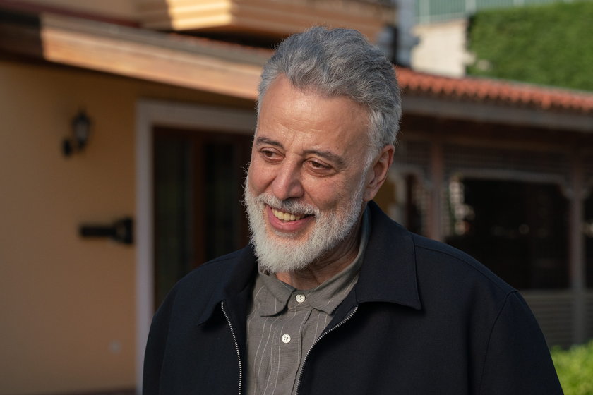 Kızılcık Şerbeti yeni bölümüyle Cuma 20.00'de Show TV'de. 