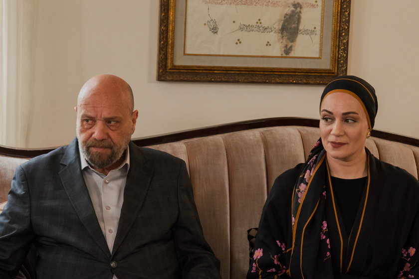 İlk olarak ayrı eve &ccedil;ıkmayı planlarlar ancak bu iş Abdullah&rsquo;ın hi&ccedil; hoşuna gitmeyecektir.