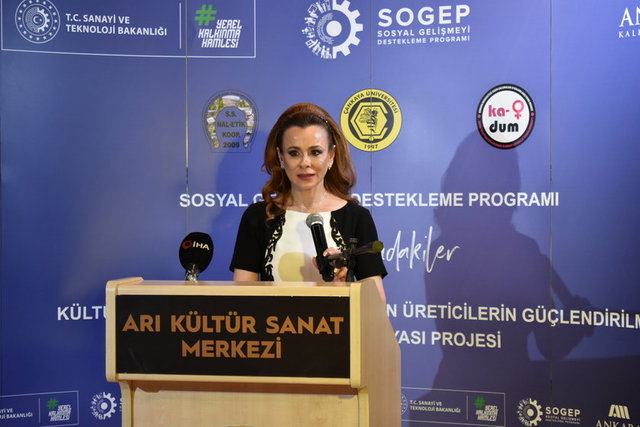 ZEYNEP KARAHAN USLU