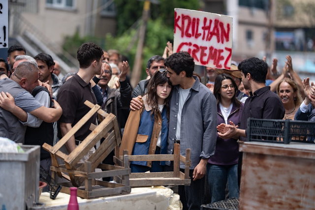 Delikanlı Final Bölümü Fotoğrafları 