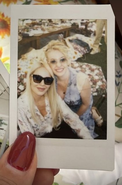 MELDA KOSİF, SANEM TEZMAN