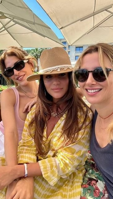 YAĞMUR ÜNAL, MAYA PORTAKAL, PINAR SABANCI 