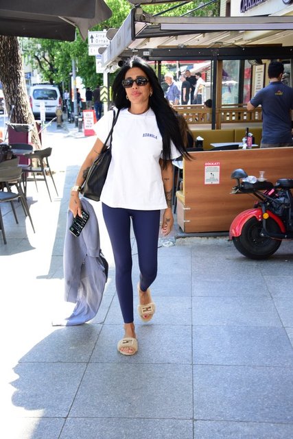 AYŞE SAN 