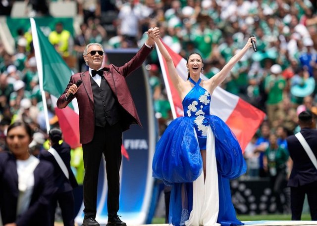 ANDREA BOCELLI, EJAE
