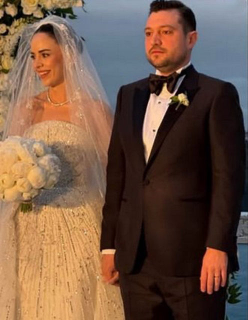 ECEHAN KURDOĞLU-BURAK ÜÇKARDEŞ 