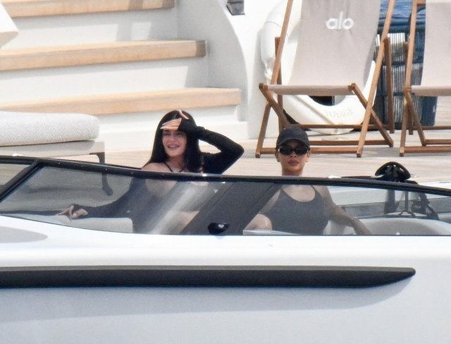 KYLIE JENNER