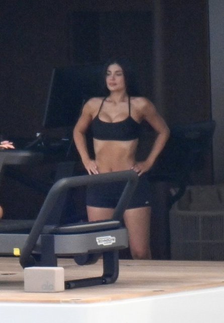 KYLIE JENNER