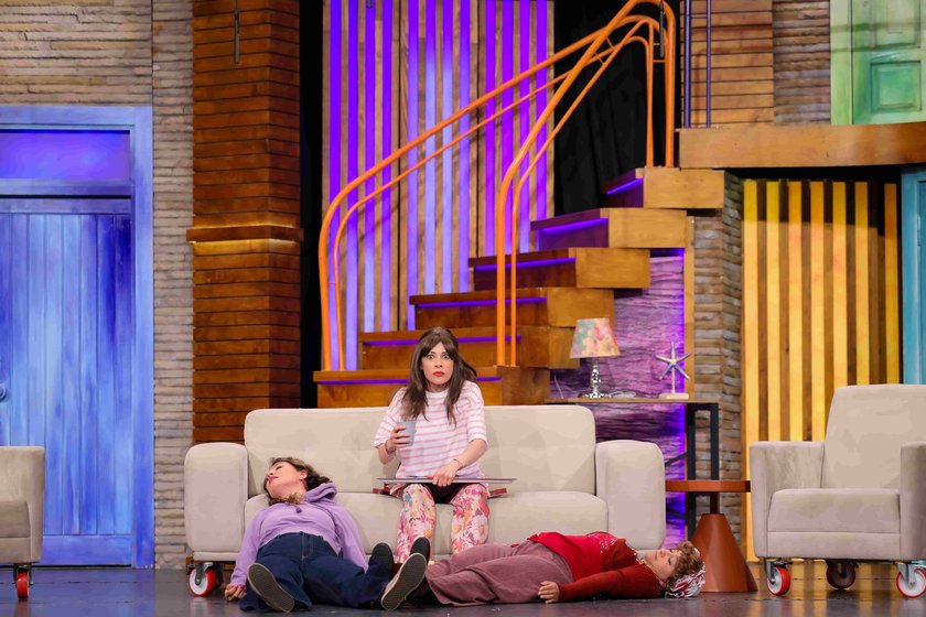 Güldür Güldür Show yeni bölümüyle Cumartesi 20.00'de Show TV'de. 