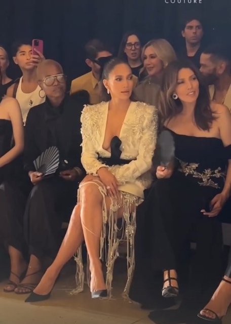 JENNIFER LOPEZ