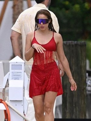 Shakira, tatile çıktı 