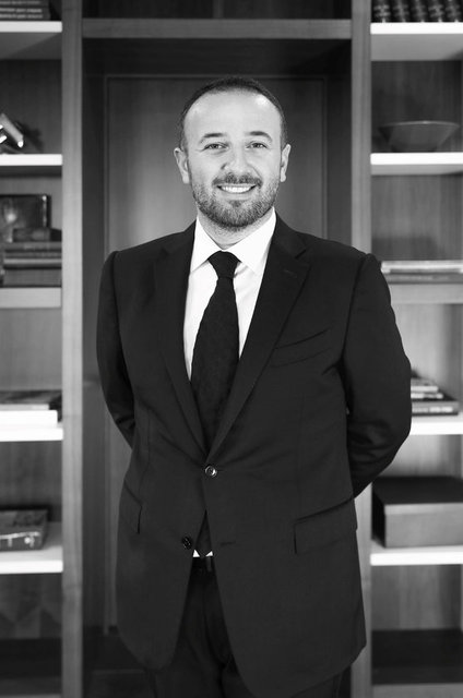 ERDİNÇ ACAR