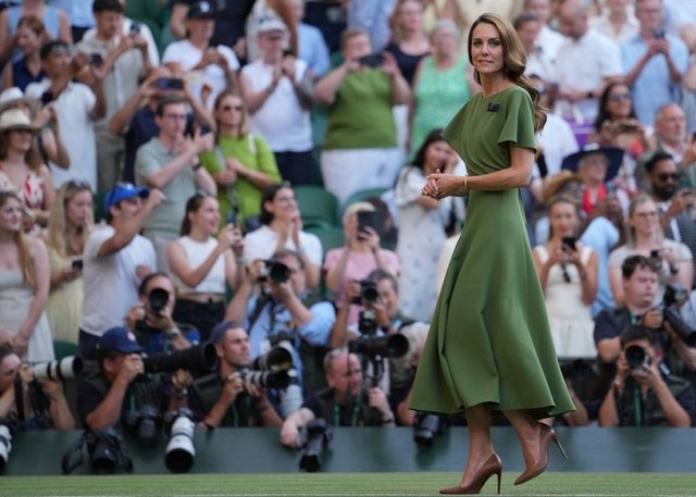 PRENSES KATE MIDDLETON