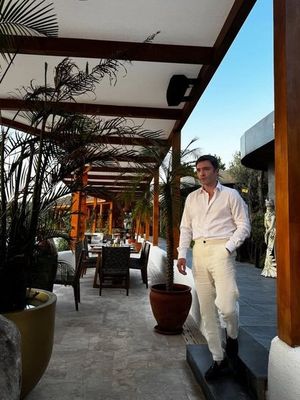 Ünlü oyuncu Bodrum'a hayran kaldı