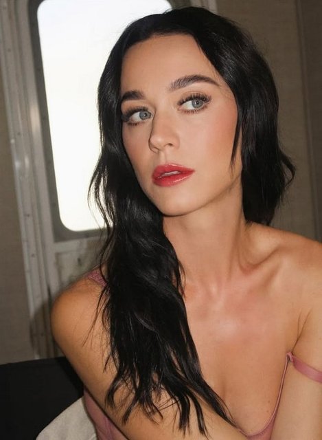 KATY PERRY