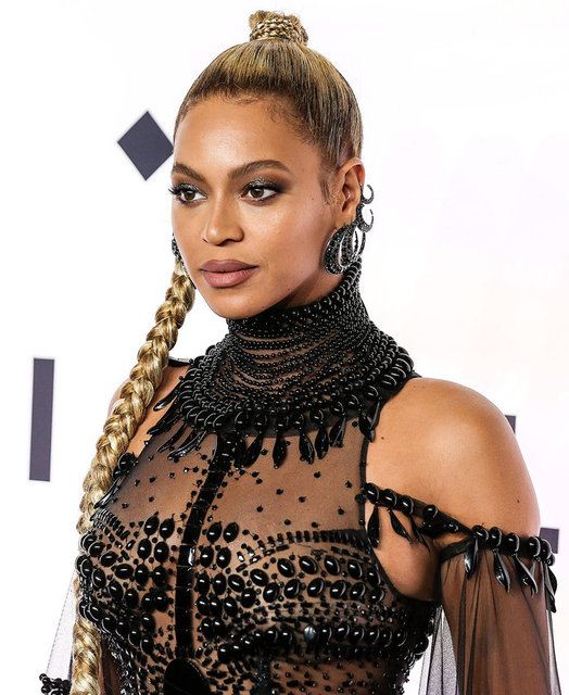 BEYONCE 