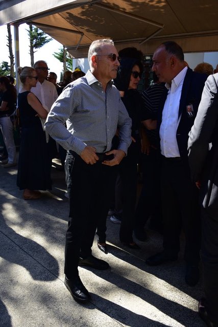 ERHAN KAMIŞLI