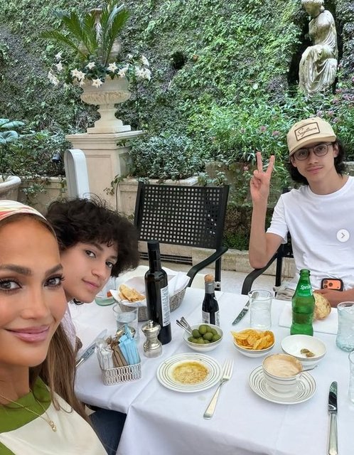 JENNIFER LOPEZ, EMME, MAX ANTHONY