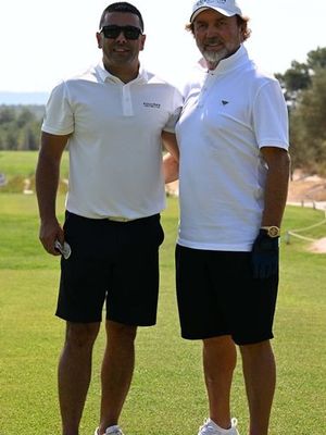Golf tutkunları sahaya indi...