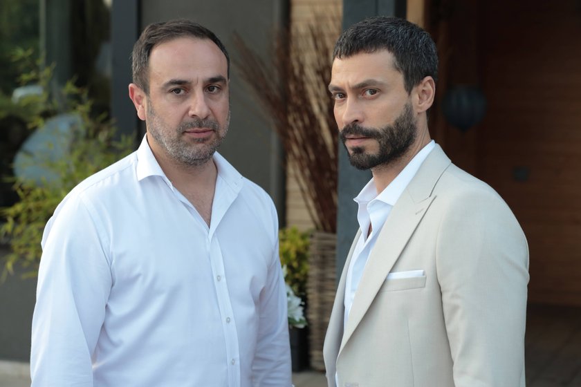 Muhtemel Aşk yeni bölümüyle Perşembe 20.00'de Show TV'de. 
