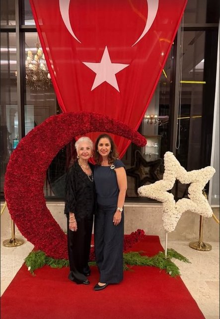 GÜLSÜM GÜRAL, HEDİYE GÜRAL GÜR