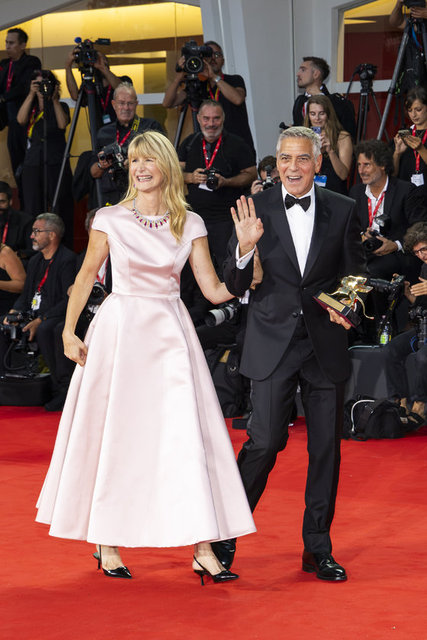 LAURA DERN, GEORGE CLOONEY