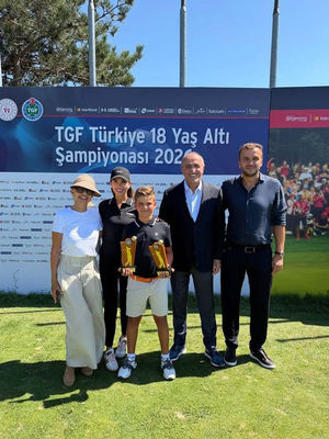 Çifte şampiyonluk...