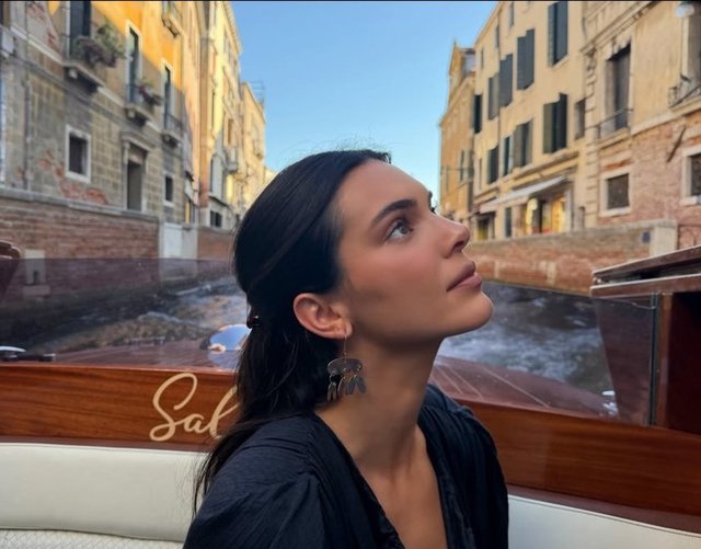 KENDALL JENNER
