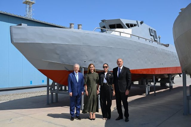 AZİZ YILDIRIM, HANDE GAMGAM, MEHRİBAN ALİYEVA VE AZERBAYCAN CUMHURBAŞKANI İLHAM ALİYEV