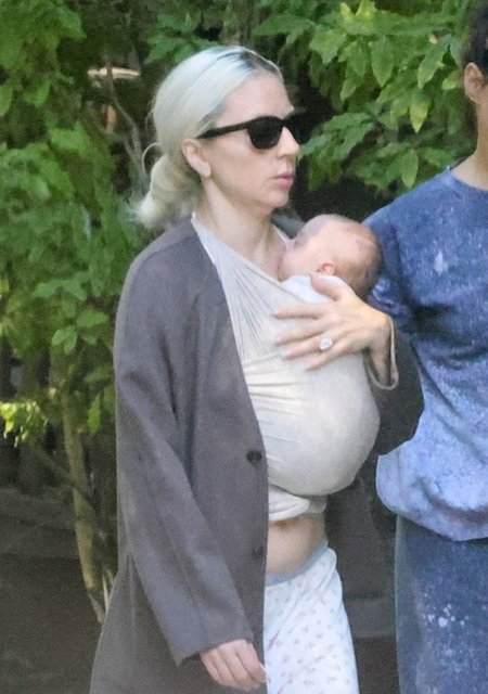 LADY GAGA